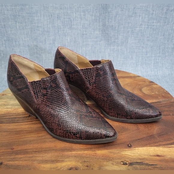 Lucky Brand Shoes - LUCKY BRAND "Tabea" Western Style Leather Ankle Bootie Snakeskin Texture Size 7